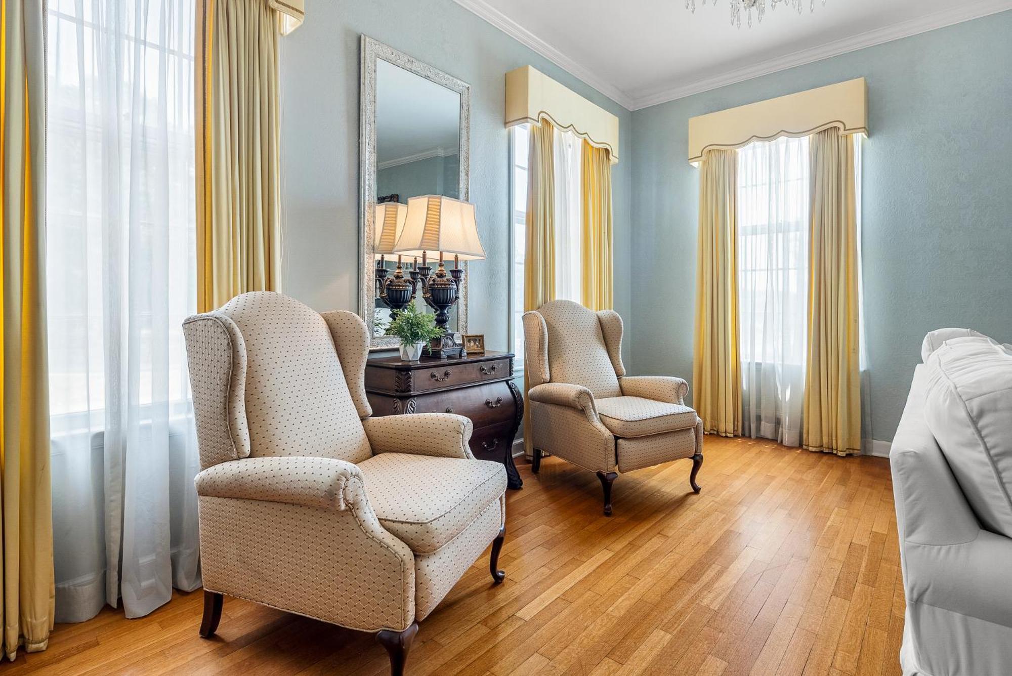 Beland Mansion-Treasured Mist Suite! Fort Smith Ngoại thất bức ảnh