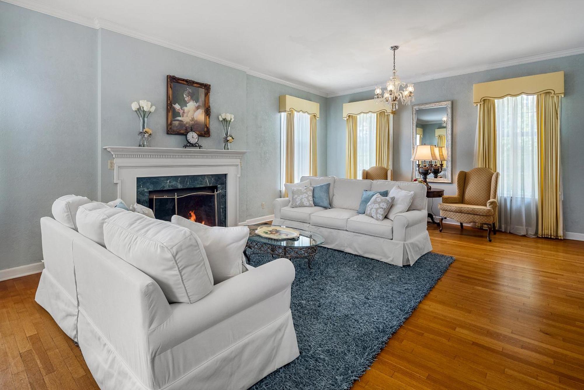 Beland Mansion-Treasured Mist Suite! Fort Smith Ngoại thất bức ảnh